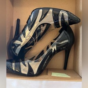 Jessica Simpson women’s size 6.5 super patent leather black & clear 4” heels